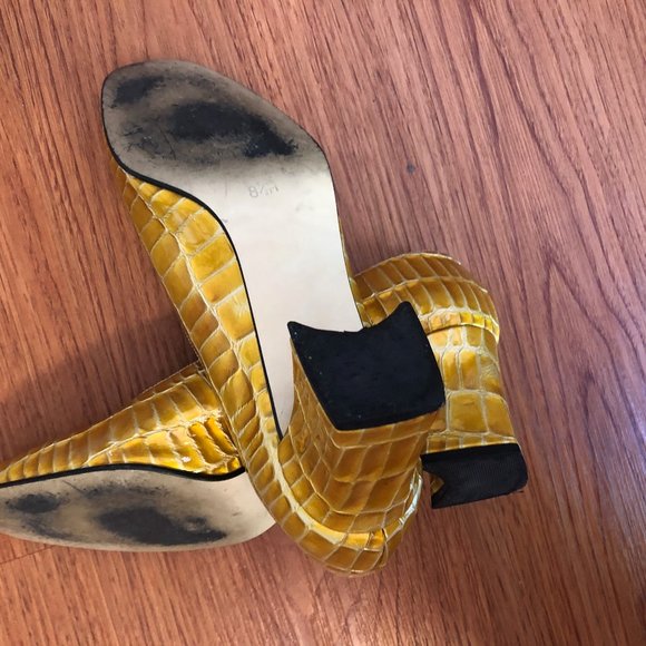 Cara Molina Yellow croc faux square toes & heels - Picture 7 of 7